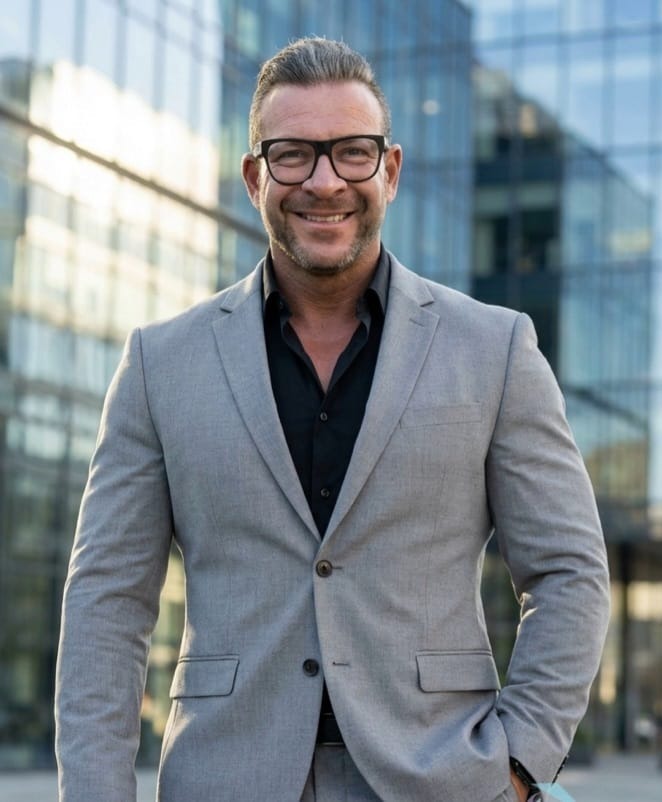 Robert — Gesundheits- und Fitnessmentor bei Global Zenzino